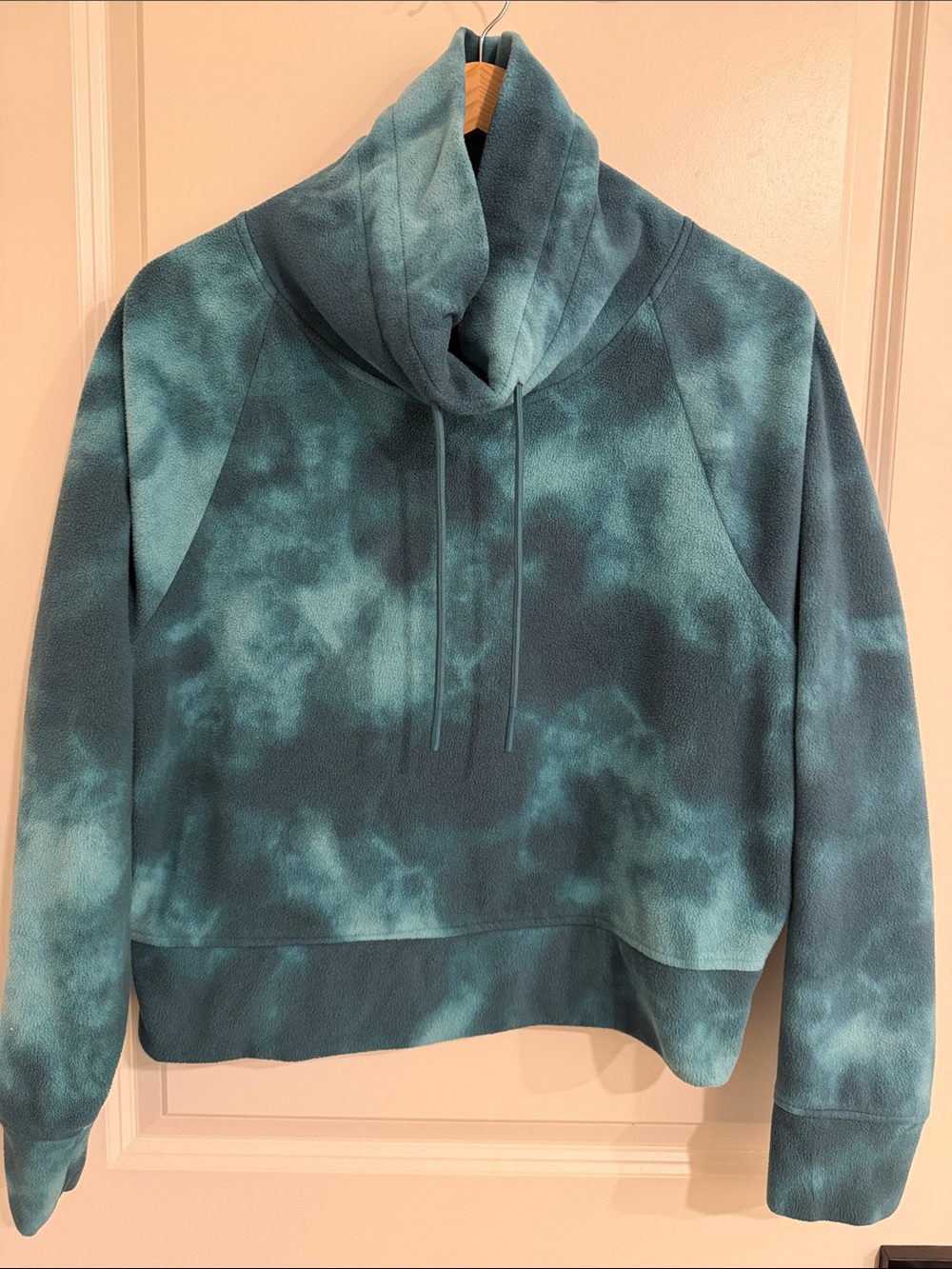 Old Navy Teal Tie-Dye Funnel Neck Pullover